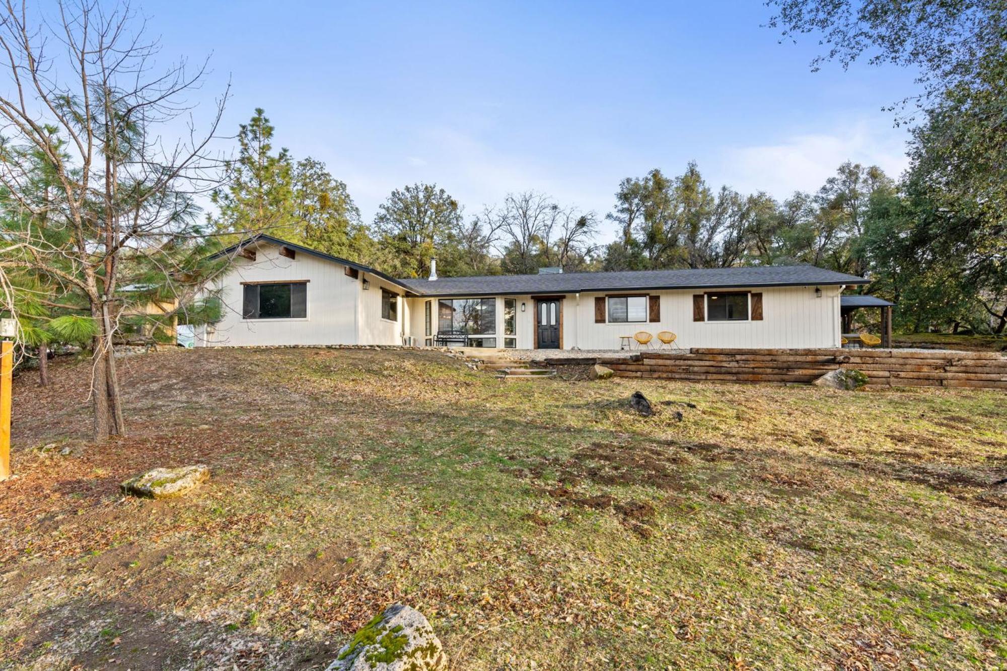 Secluded Mtn Top Family Haven With Spa, Views & Arcade Oakhurst Exterior photo